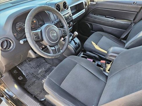 Used 2014 Jeep Compass Sport w/ Power Value Group image 9