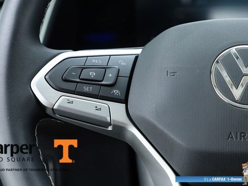 Used 2023 Volkswagen Tiguan SE image 59