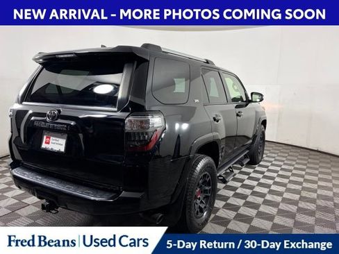 Certified 2022 Toyota 4Runner SR5 Premium w/ TRD Black Wheel Package (TMS) AWD/4WD image 7
