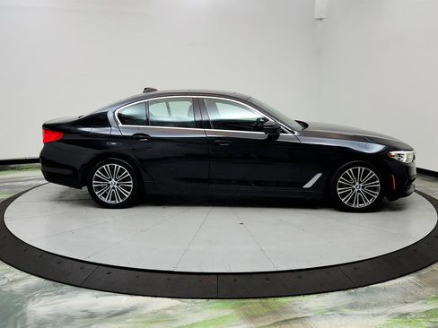 Used 2019 BMW 530i xDrive image 4