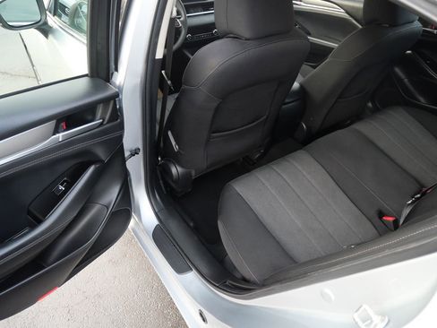 Used 2018 MAZDA MAZDA6 Sport image 18