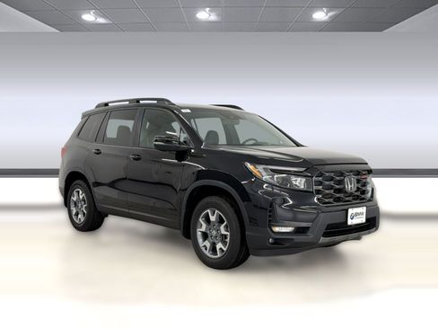 Used 2023 Honda Passport TrailSport image 7