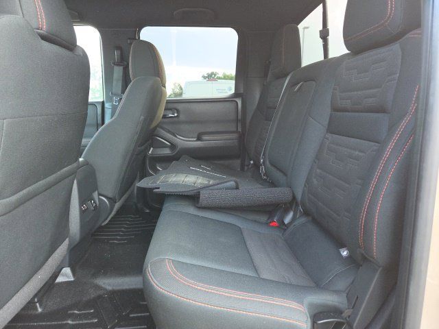 Used 2022 Nissan Frontier Pro-X RWD image 25