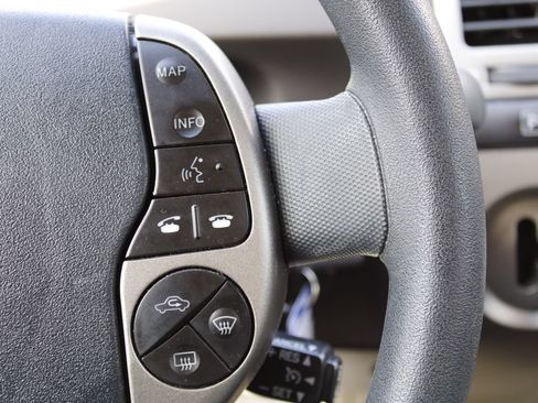 Used 2005 Toyota Prius FWD image 33