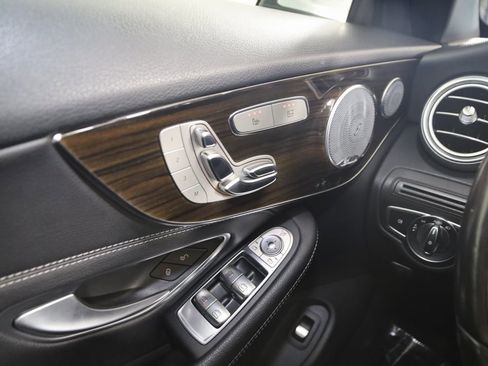 Used 2021 Mercedes-Benz C 300 4MATIC Cabriolet image 36