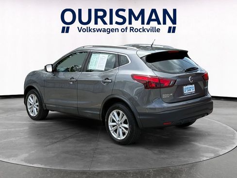 Used 2019 Nissan Rogue Sport SV w/ All-Weather Package AWD/4WD image 4