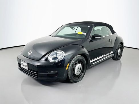Used 2013 Volkswagen Beetle 2.5 FWD image 3