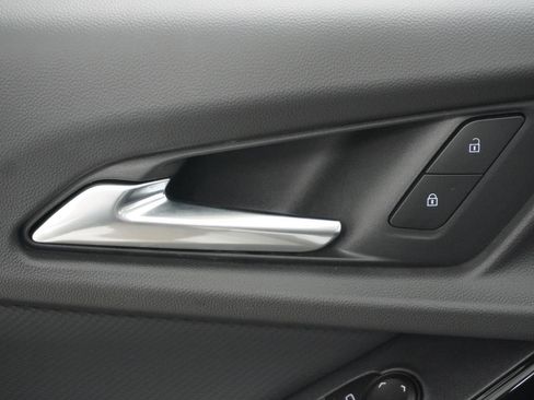 New 2026 Chevrolet Equinox LT image 15