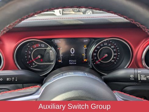 Used 2021 Jeep Gladiator Rubicon AWD/4WD image 16