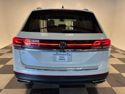 New 2026 Volkswagen Atlas SE FWD image 4