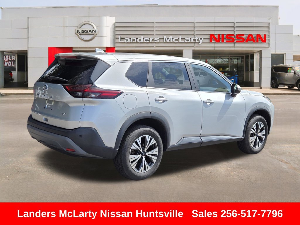 Used 2023 Nissan Rogue SV FWD image 3