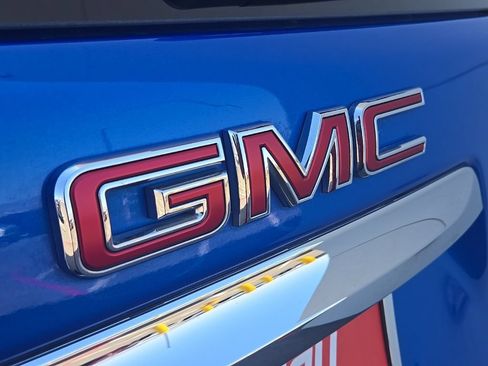 Certified 2024 GMC Terrain SLE w/ Driver Convenience Package FWD image 38