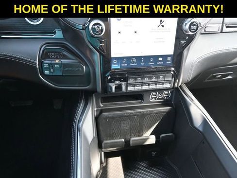 Used 2022 RAM 3500 Limited image 68