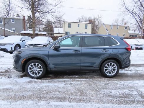 Used 2023 Honda CR-V EX image 3