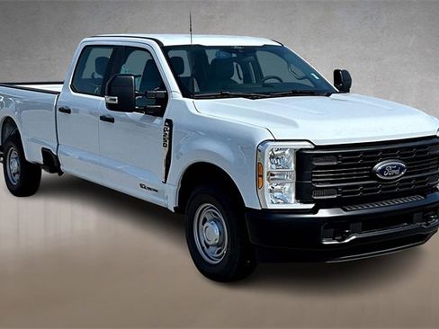 New 2026 Ford F250 XL image 2