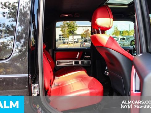 Used 2024 Mercedes-Benz G 550 image 18