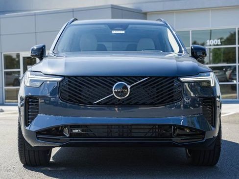 New 2026 Volvo XC90 B6 Ultra w/ Lounge Package image 2