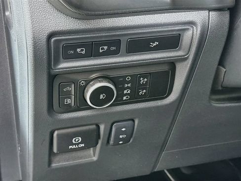 Used 2024 Ford F150 Lariat AWD/4WD image 22