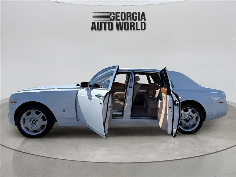 Used 2006 Rolls-Royce Phantom Sedan RWD image 19