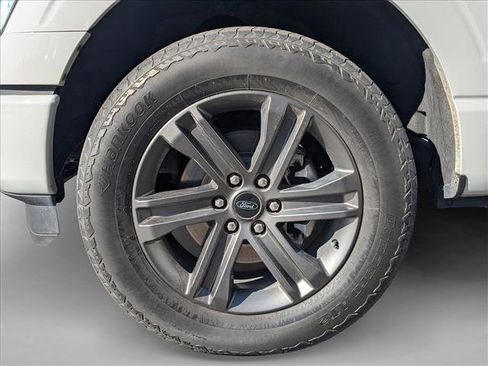 Used 2023 Ford F150 Lariat image 19