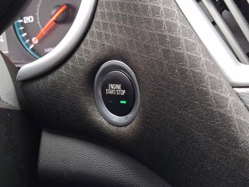 Used 2023 Chevrolet Malibu LT image 23