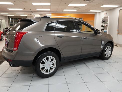 Used 2015 Cadillac SRX Luxury image 12