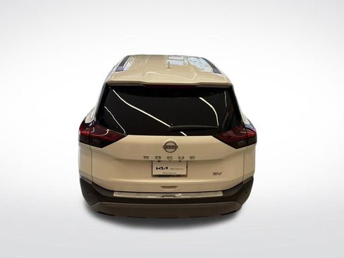 Used 2023 Nissan Rogue SV FWD image 17
