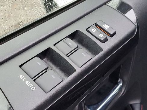 Used 2023 Toyota 4Runner TRD Off-Road image 15