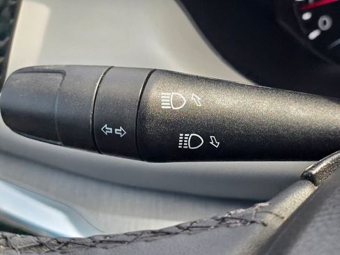 Used 2024 Jeep Compass Limited image 28