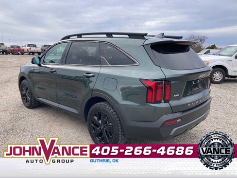 Used 2022 Kia Sorento S image 6