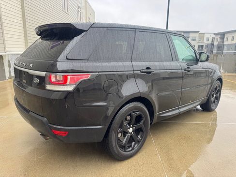 Used 2015 Land Rover Range Rover Sport SE image 3