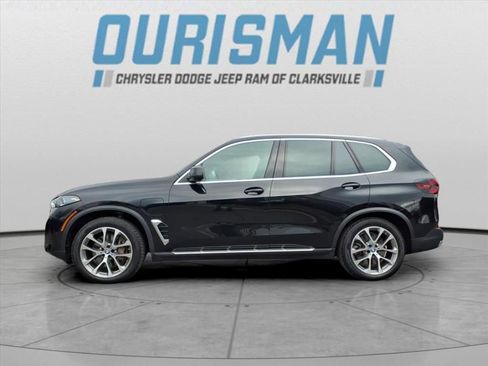 Used 2025 BMW X5 xDrive50e image 6