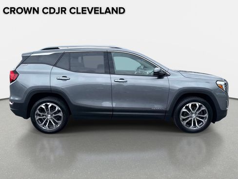 Used 2020 GMC Terrain SLT w/ Preferred Package AWD/4WD image 3