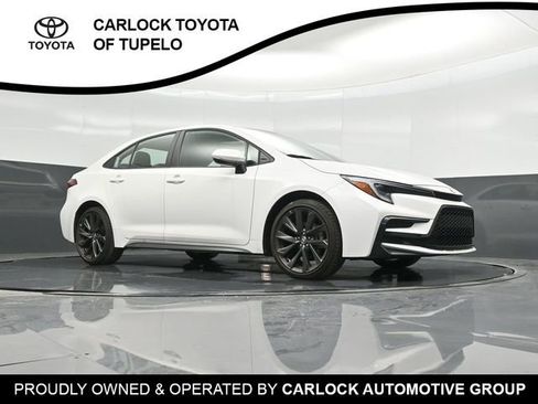 Used 2024 Toyota Corolla XSE image 33