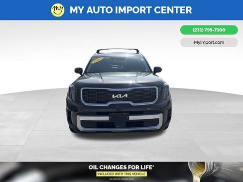 Used 2025 Kia Telluride S AWD/4WD image 2