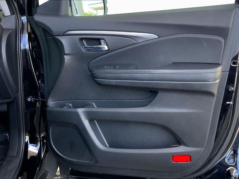 Used 2017 Honda Ridgeline RTL-T image 22