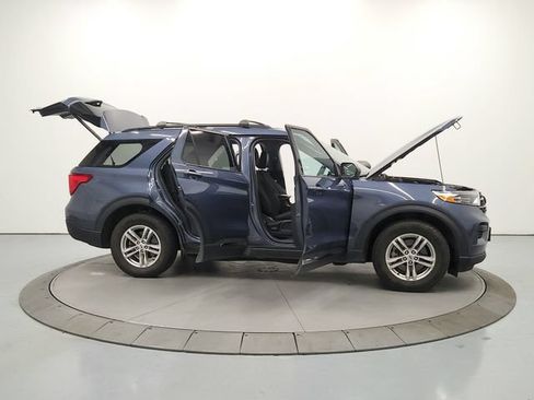 Used 2021 Ford Explorer XLT w/ Class III Trailer Tow Package AWD/4WD image 16