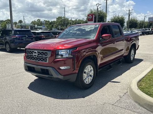 Certified 2024 Nissan Frontier SV w/ Technology Package RWD image 3