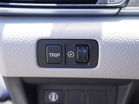 Used 2020 Honda Accord EX image 11