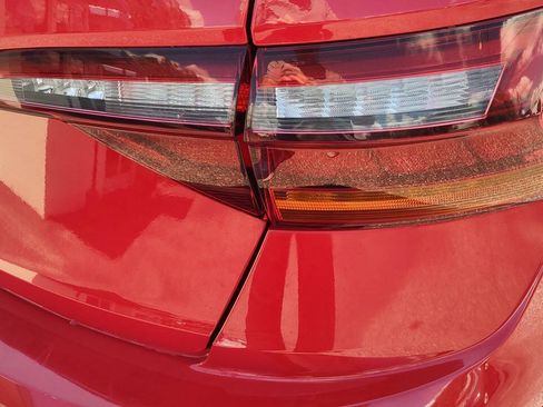 Used 2019 Volkswagen Jetta SE FWD image 32