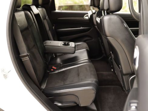 Used 2019 Jeep Grand Cherokee Altitude image 29