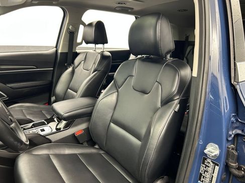 Used 2024 Kia Telluride S w/ S Sunroof Package FWD image 10