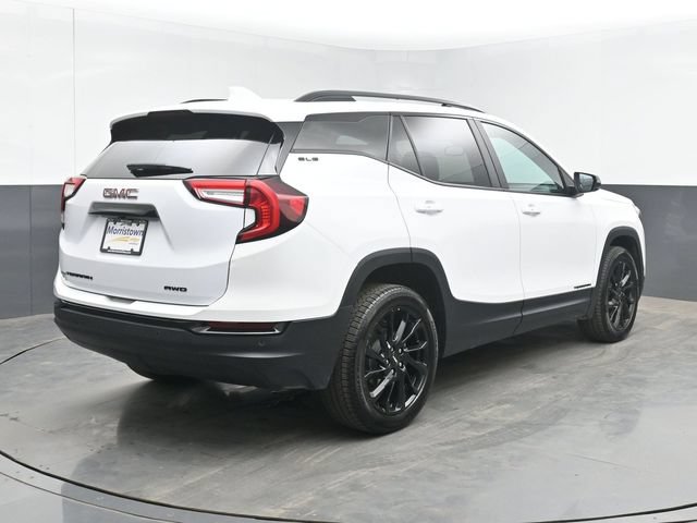 Used 2023 GMC Terrain SLE w/ Elevation Edition AWD/4WD image 14