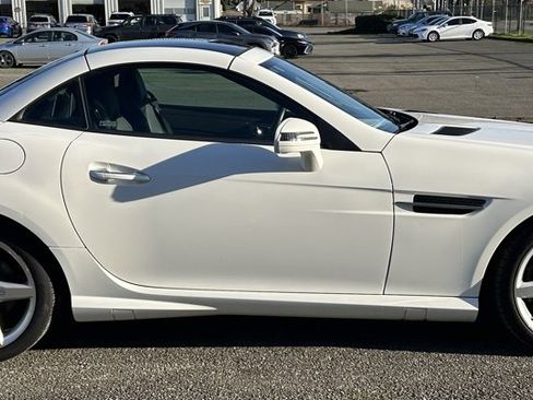 Used 2014 Mercedes-Benz SLK 250 SLK 250 image 4