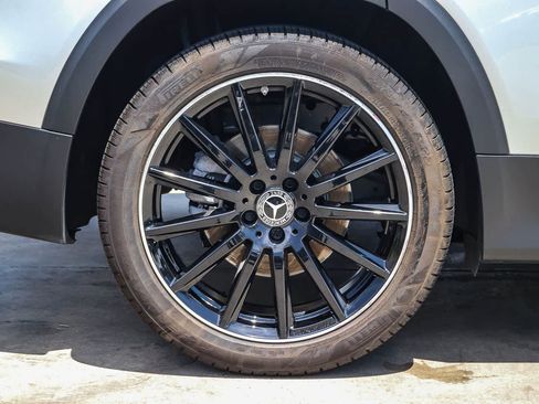 Used 2023 Mercedes-Benz GLB 250 image 8
