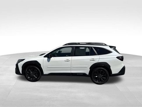 Used 2023 Subaru Outback Onyx Edition AWD/4WD image 5