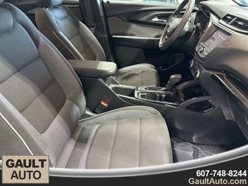 Used 2022 Chevrolet TrailBlazer LT image 17