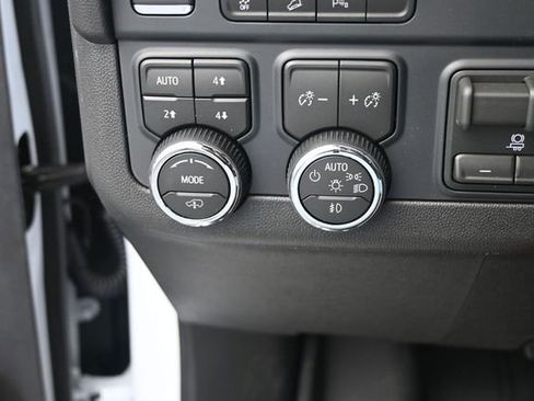New 2026 Chevrolet Tahoe High Country AWD/4WD image 38