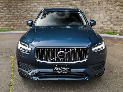 Used 2021 Volvo XC90 T6 Momentum w/ Protection Package image 2