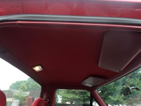 Used 1997 Ford F250 4x4 Regular Cab Heavy Duty image 30